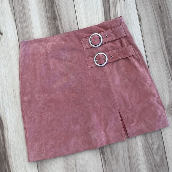ANTHROPOLOGY Blank NYC 100% Leather PINK Suede Buckle Moto Mini Skirt Size 28 - Picture 3 of 9
